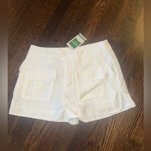 NWT White Linen shorts from The Pants Dtore